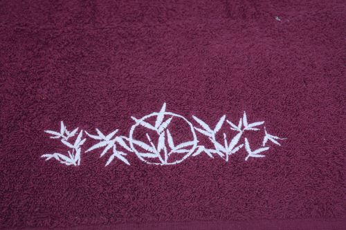 Törölköző LUNO borvörös (1)