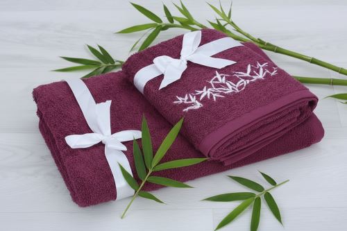 Törölköző és fürdőlepedő szett LUNO borvörös
