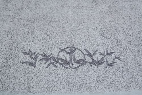 Törölköző és fürdőlepedő szett LUNO világos szürke (2)