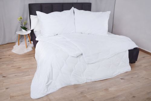 SZUPER AKCIÓ! 2x szett takaró 140 x 200 cm + párna 70x90 + törölköző szett INGYEN