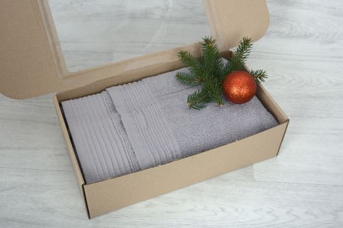 Ajándékcsomagok törölköző és fürdőlepedő DESA szürke